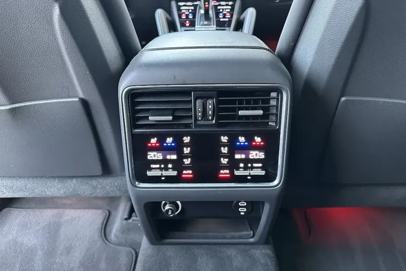 Porsche Cayenne din 2022 cu 88.025 km - oferta POR158370 - foto 16