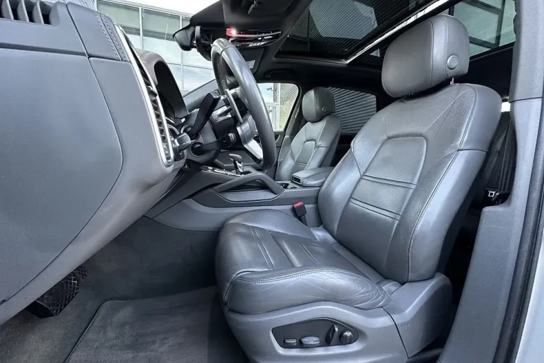 Porsche Cayenne din 2022 cu 88.025 km - oferta POR158370 - foto 29