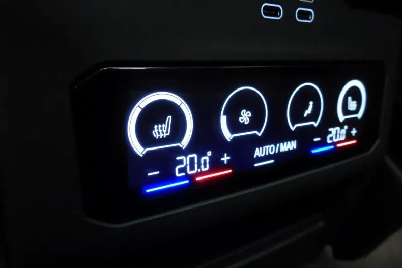 BMW 530 din 2025 cu 26.000 km - oferta BMW158371 - foto 19