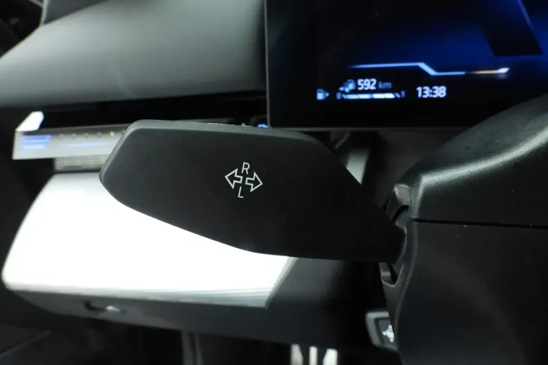 BMW 530 din 2025 cu 26.000 km - oferta BMW158371 - foto 27