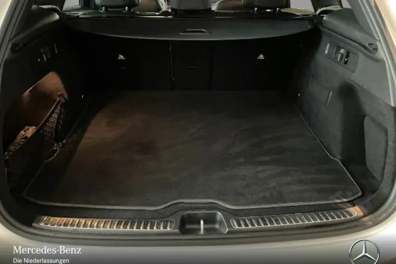 Mercedes-Benz GLC 220 din 2023 cu 65.526 km - oferta MER158374 - foto 16