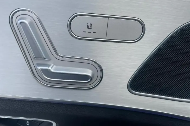 Mercedes-Benz GLE 300 din 2023 cu 47.780 km - oferta MER158375 - foto 19