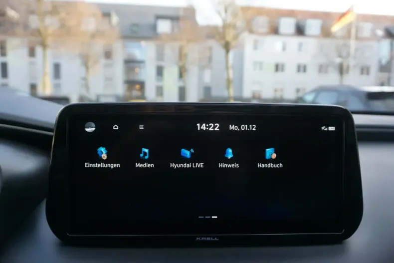 Hyundai SANTA FE din 2022 cu 66.000 km - oferta HYU158376 - foto 16