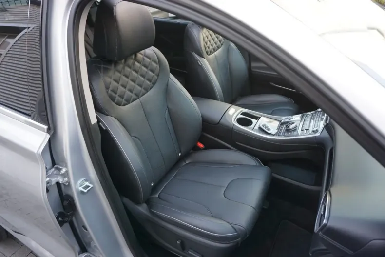 Hyundai SANTA FE din 2022 cu 66.000 km - oferta HYU158376 - foto 27