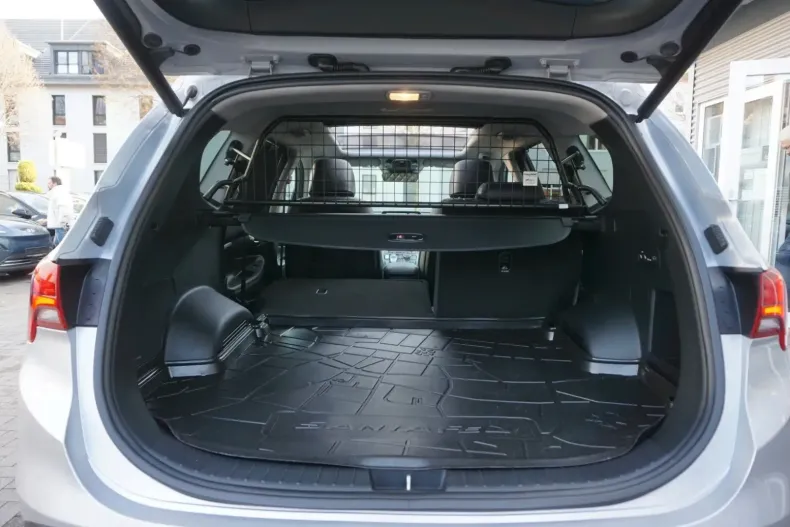 Hyundai SANTA FE din 2022 cu 66.000 km - oferta HYU158376 - foto 33