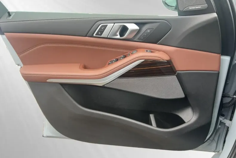 BMW X5 din 2024 cu 12.300 km - oferta BMW158380 - foto 13