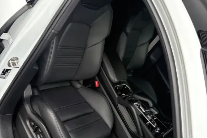 Porsche Cayenne din 2022 cu 37.800 km - oferta POR158388 - foto 20