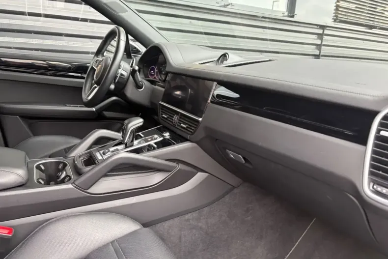 Porsche Cayenne din 2022 cu 37.800 km - oferta POR158388 - foto 22