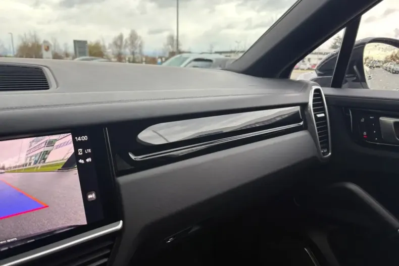 Porsche Cayenne din 2022 cu 37.800 km - oferta POR158388 - foto 27