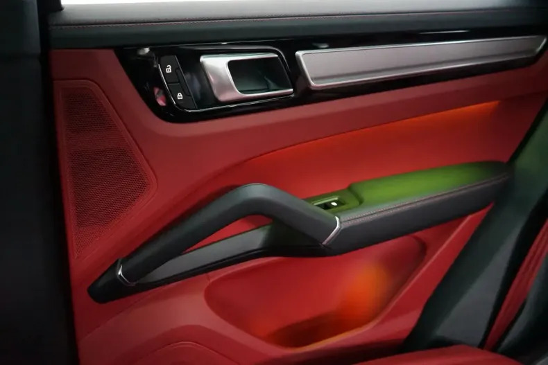 Porsche Cayenne din 2022 cu 63.500 km - oferta POR158390 - foto 27