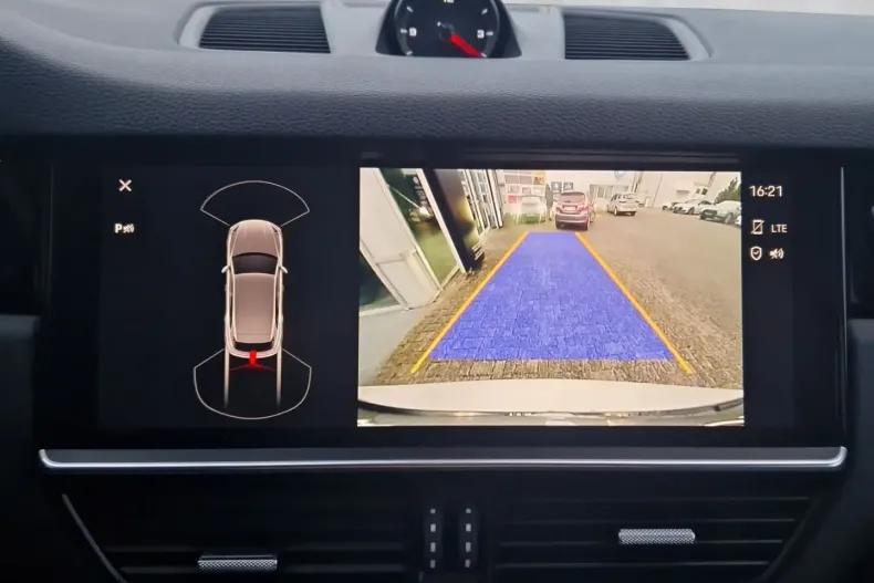 Porsche Cayenne din 2022 cu 96.952 km - oferta POR158392 - foto 12