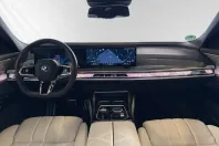 BMW 750 din 2024 cu 38.935 km - oferta BMW158395 - foto 7