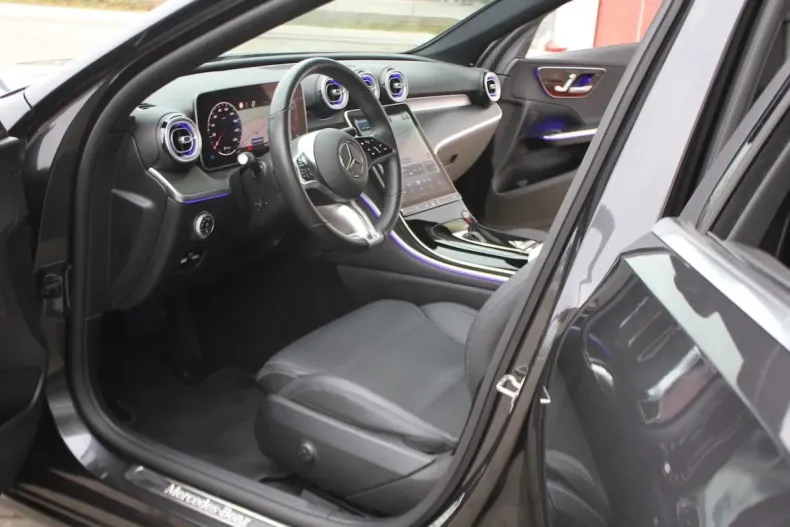 Mercedes-Benz C 180 din 2024 cu 44.600 km - oferta MER158396 - foto 6