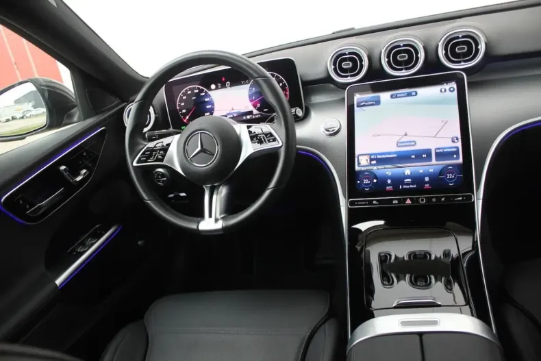 Mercedes-Benz C 180 din 2024 cu 44.600 km - oferta MER158396 - foto 8