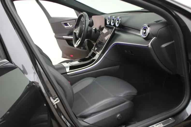 Mercedes-Benz C 180 din 2024 cu 44.600 km - oferta MER158396 - foto 9