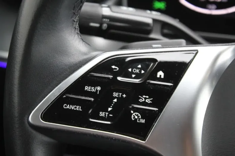 Mercedes-Benz C 180 din 2024 cu 44.600 km - oferta MER158396 - foto 13