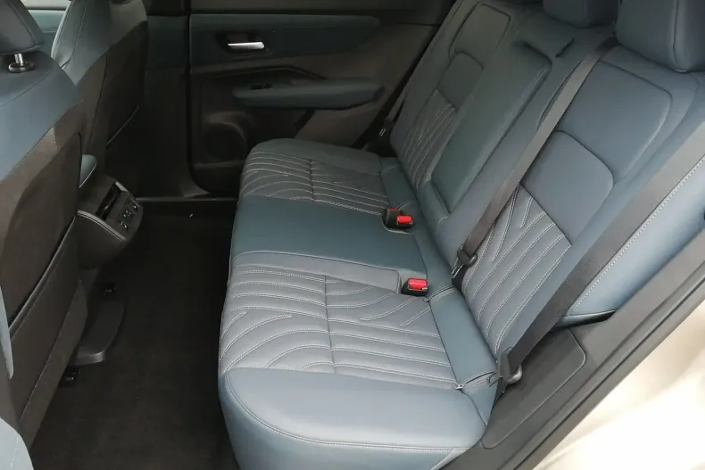 Nissan Ariya din 2024 cu 6.900 km - oferta NIS158397 - foto 12