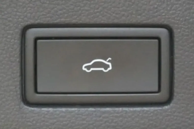 Volkswagen Arteon din 2022 cu 60.076 km - oferta VOL158399 - foto 36