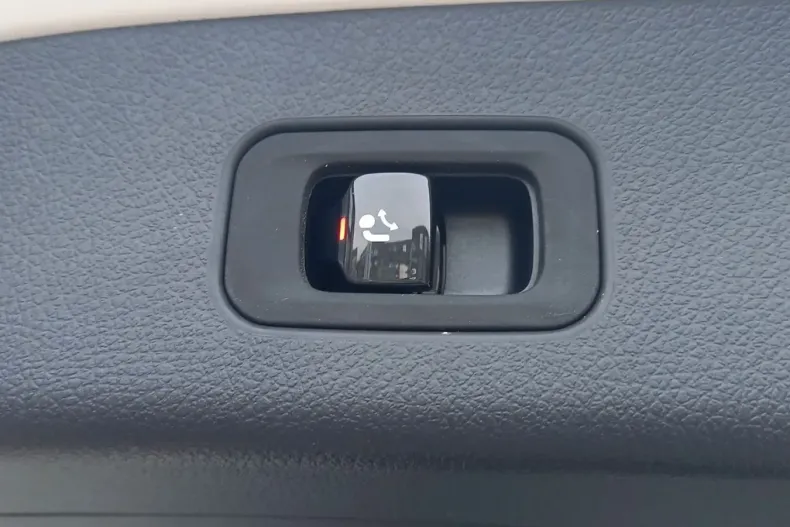 Mercedes-Benz GLC 300 din 2023 cu 54.503 km - oferta MER158404 - foto 28