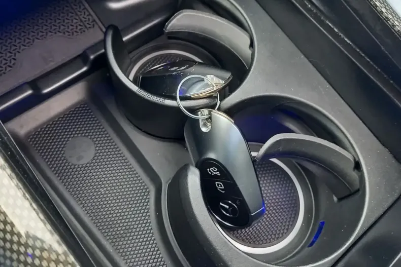 Mercedes-Benz GLC 300 din 2023 cu 54.503 km - oferta MER158404 - foto 30