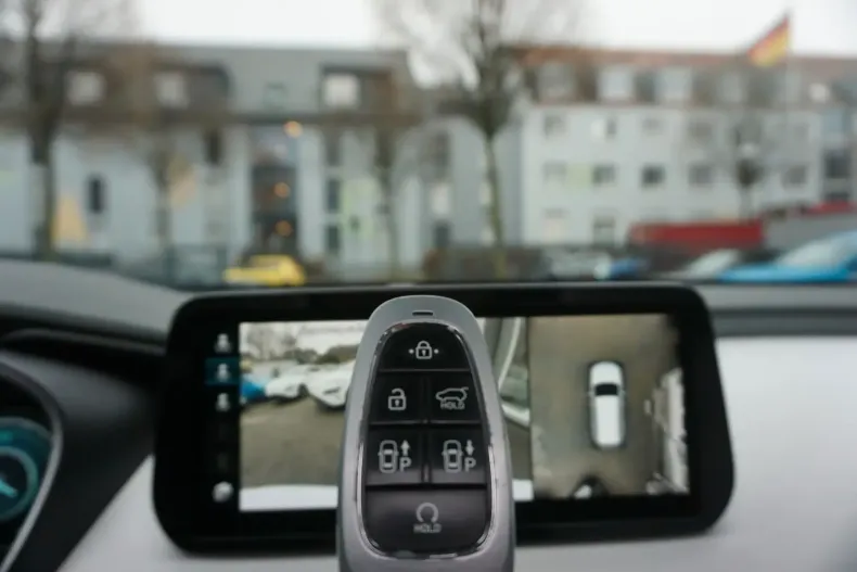 Hyundai SANTA FE din 2021 cu 38.000 km - oferta HYU158407 - foto 17