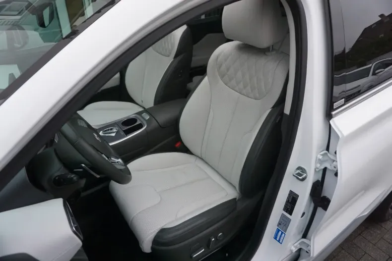 Hyundai SANTA FE din 2021 cu 38.000 km - oferta HYU158407 - foto 26