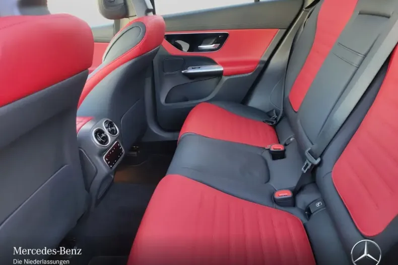 Mercedes-Benz GLC 200 din 2022 cu 22.084 km - oferta MER158408 - foto 9