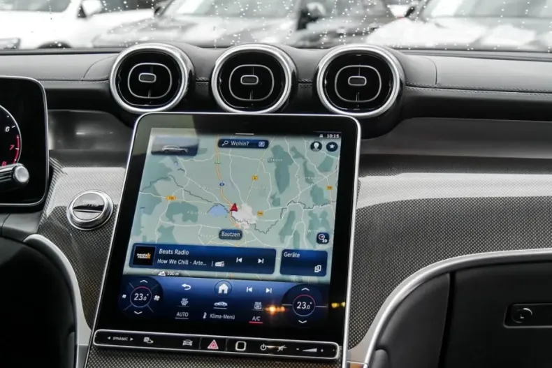 Mercedes-Benz GLC 200 din 2023 cu 42.042 km - oferta MER158409 - foto 7