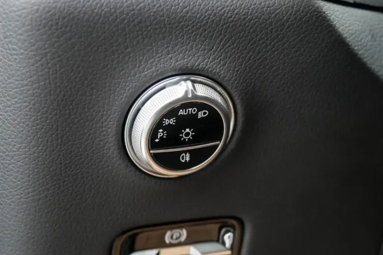 Mercedes-Benz GLC 200 din 2023 cu 42.042 km - oferta MER158409 - foto 15