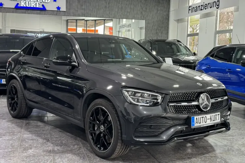 Mercedes-Benz GLC 300 din 2022 cu 61.706 km - oferta MER158410 - foto 1