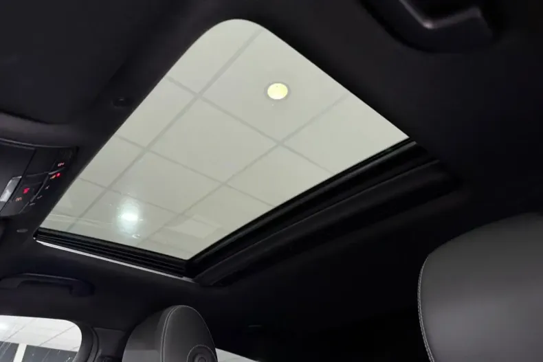 Mercedes-Benz GLC 300 din 2021 cu 55.000 km - oferta MER158411 - foto 8