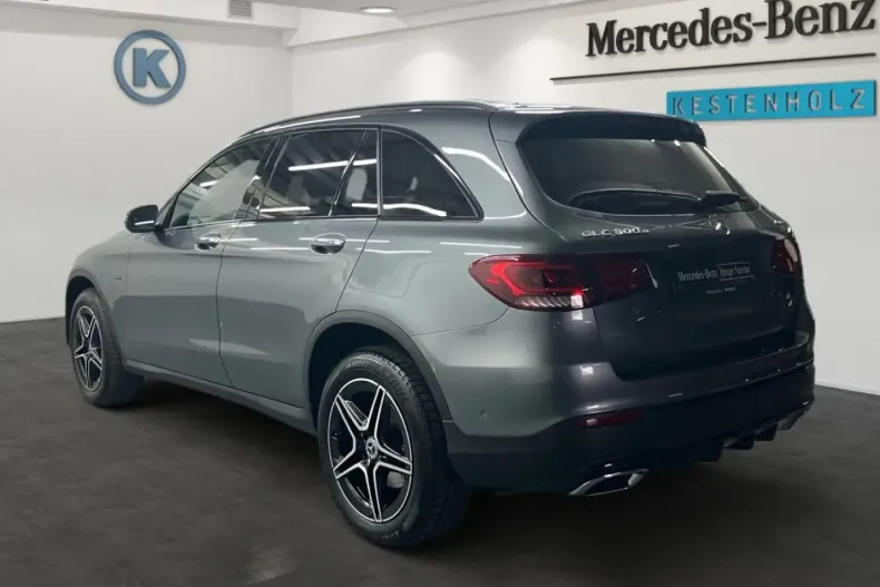 Mercedes-Benz GLC 300 din 2021 cu 43.333 km - oferta MER158414 - foto 4