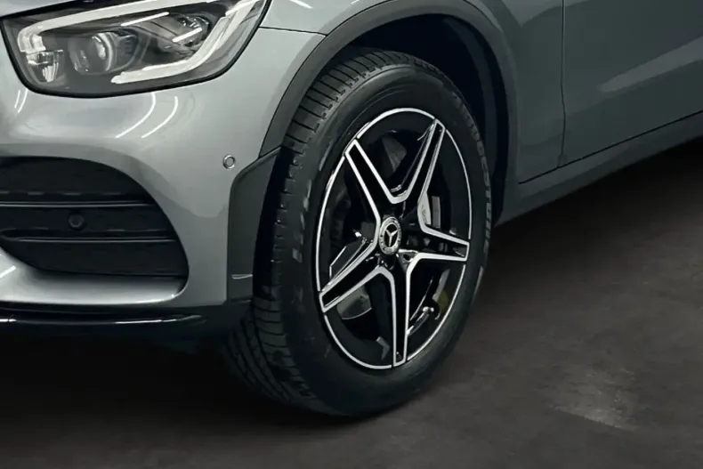 Mercedes-Benz GLC 300 din 2021 cu 43.333 km - oferta MER158414 - foto 6