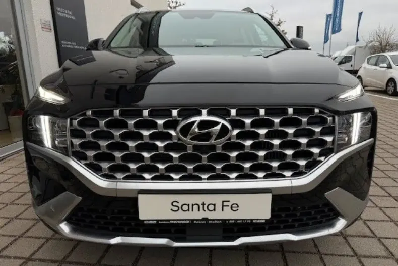Hyundai SANTA FE din 2021 cu 79.500 km - oferta HYU158415 - foto 4