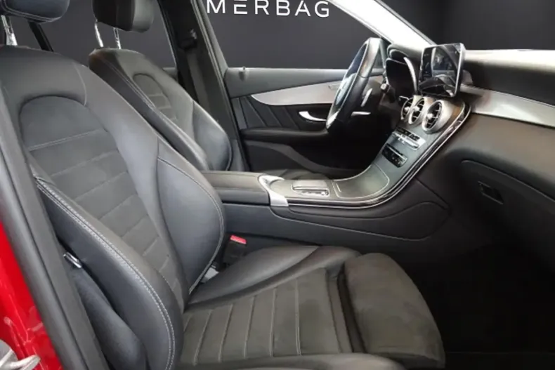 Mercedes-Benz GLC 300 din 2021 cu 59.737 km - oferta MER158416 - foto 11