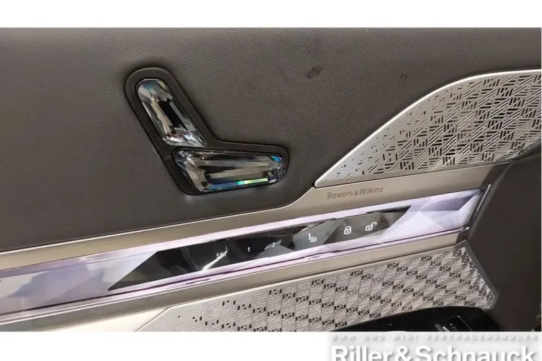 BMW 740 din 2024 cu 31.200 km - oferta BMW158419 - foto 10