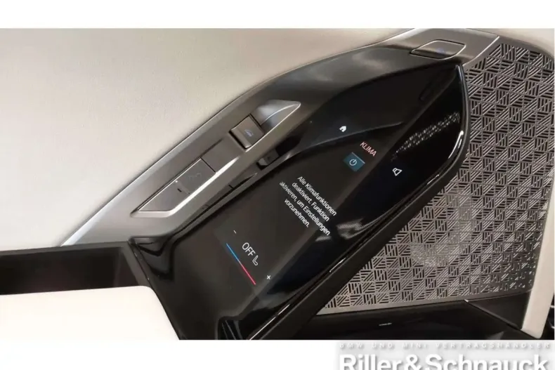 BMW 740 din 2024 cu 31.200 km - oferta BMW158419 - foto 11