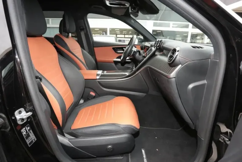 Mercedes-Benz GLC 220 din 2023 cu 40.450 km - oferta MER158421 - foto 9