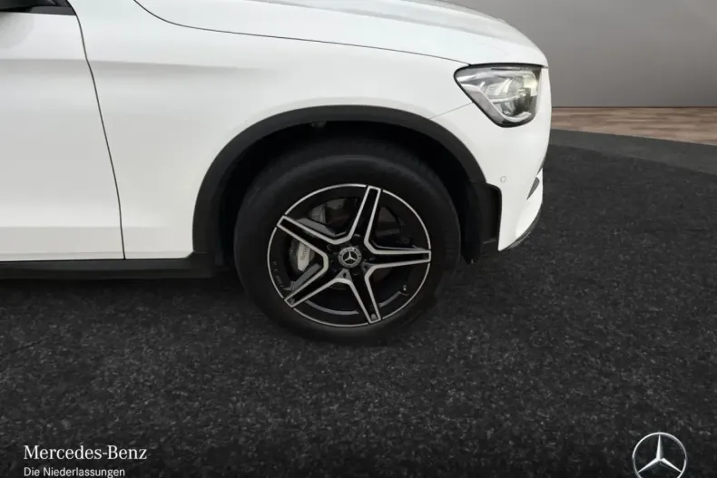 Mercedes-Benz GLC 300 din 2021 cu 73.667 km - oferta MER158422 - foto 4