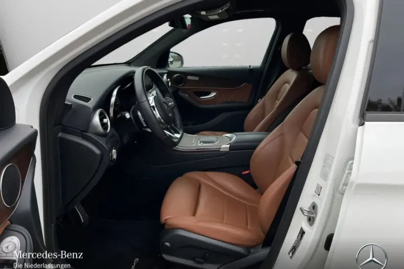 Mercedes-Benz GLC 300 din 2021 cu 73.667 km - oferta MER158422 - foto 8