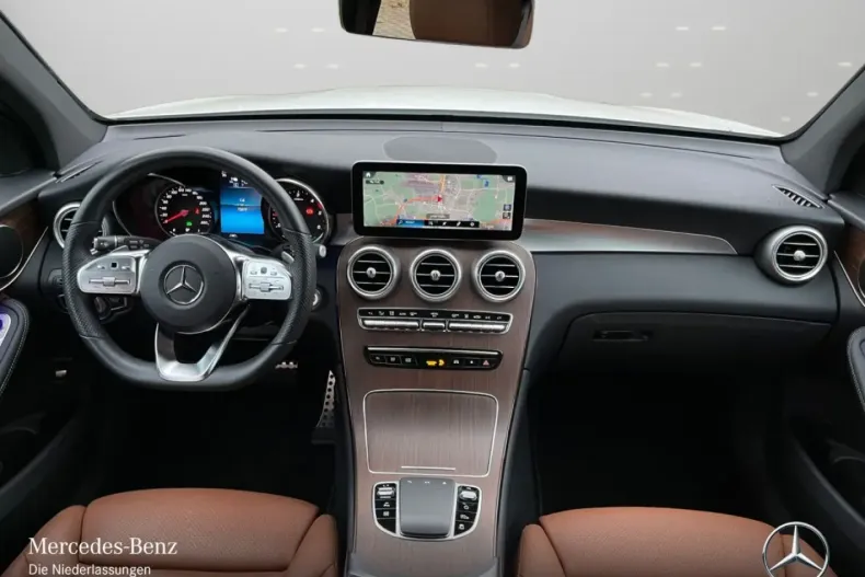 Mercedes-Benz GLC 300 din 2021 cu 73.667 km - oferta MER158422 - foto 10