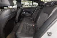 BMW 330 din 2024 cu 13.732 km - oferta BMW158423 - foto 13