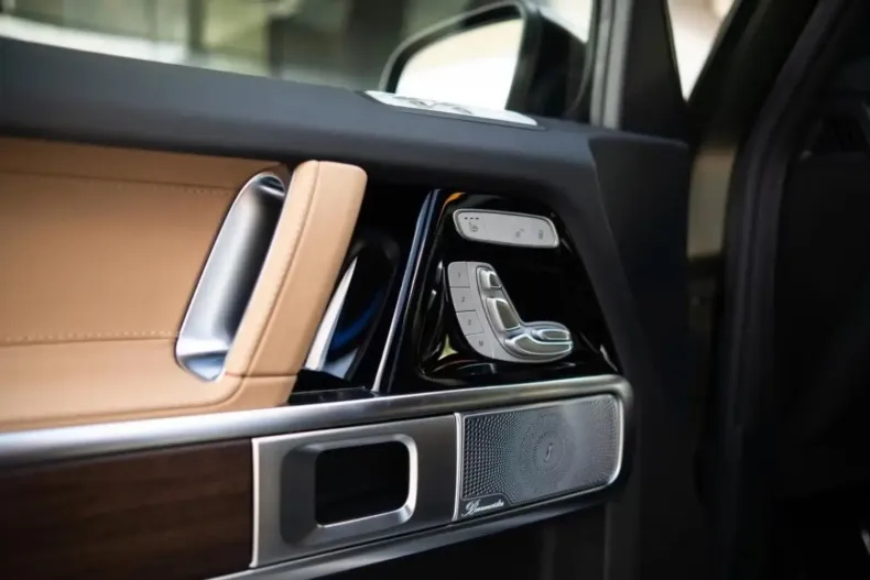 Mercedes-Benz G 580 din 2025 cu 5 km - oferta MER158425 - foto 7