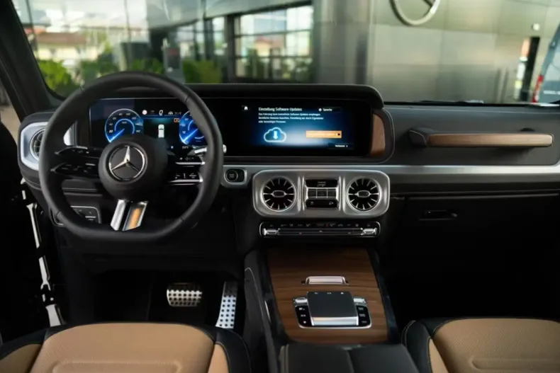 Mercedes-Benz G 580 din 2025 cu 5 km - oferta MER158425 - foto 22