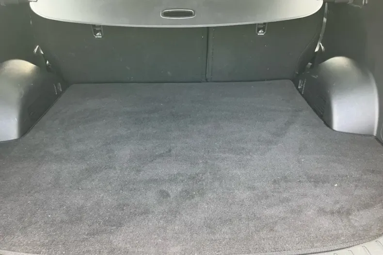 Hyundai SANTA FE din 2023 cu 36.170 km - oferta HYU158427 - foto 12