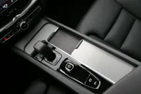 Volvo XC60 din 2023 cu 15.000 km - oferta VOL158429 - foto 13