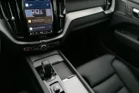 Volvo XC60 din 2023 cu 15.000 km - oferta VOL158429 - foto 14