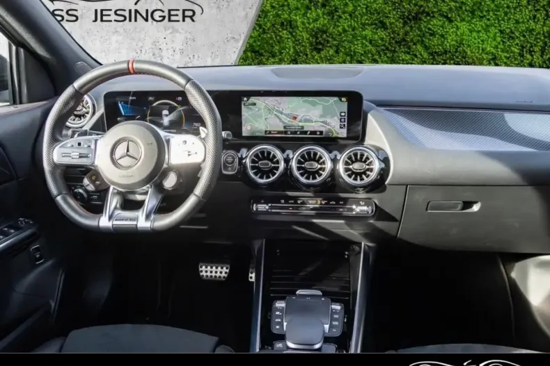 Mercedes-Benz GLA 45 AMG din 2022 cu 25.950 km - oferta MER158430 - foto 5