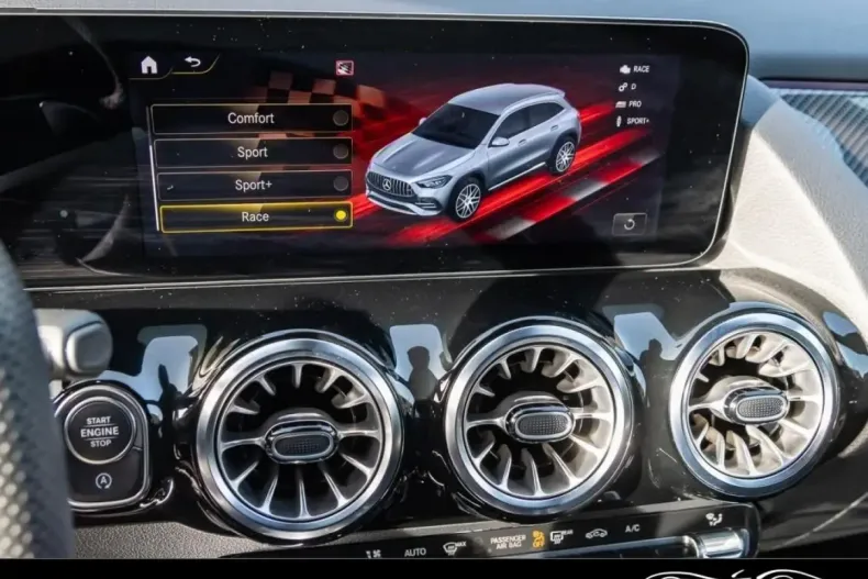 Mercedes-Benz GLA 45 AMG din 2022 cu 25.950 km - oferta MER158430 - foto 17