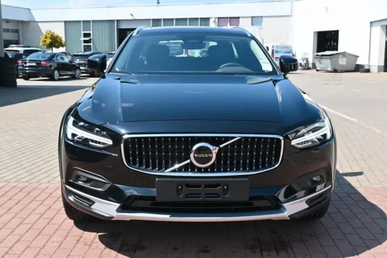 Volvo V90 Cross Country din 2024 cu 15.500 km - oferta VOL158432 - foto 8